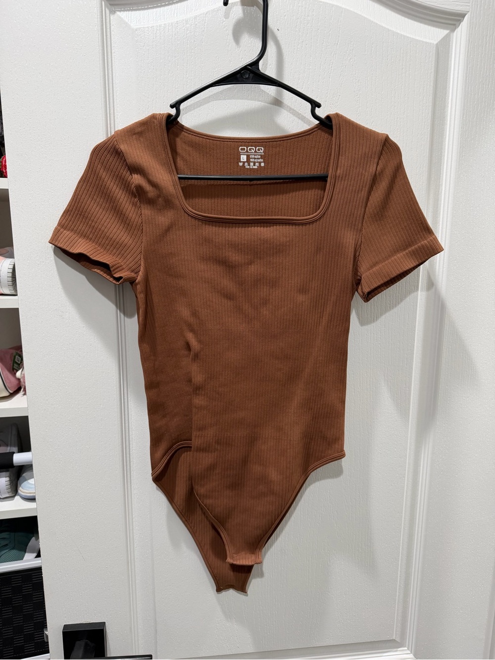 Ribbed Square-Neck Bodysuit in Warm Brown